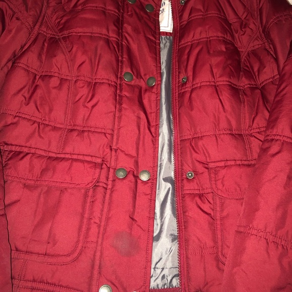 Red coat - Picture 3 of 5
